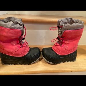 Ugg Snow boots